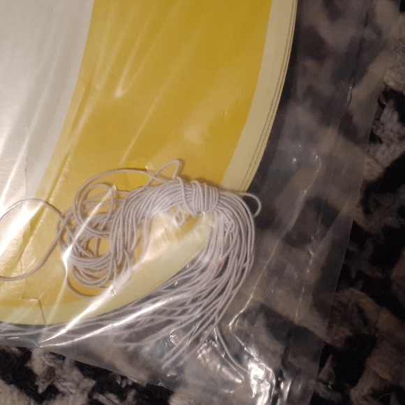 Bob the Builder Construction Hat Party Hat Favor for Kids 12 Pack NEW - Picture 2 of 2